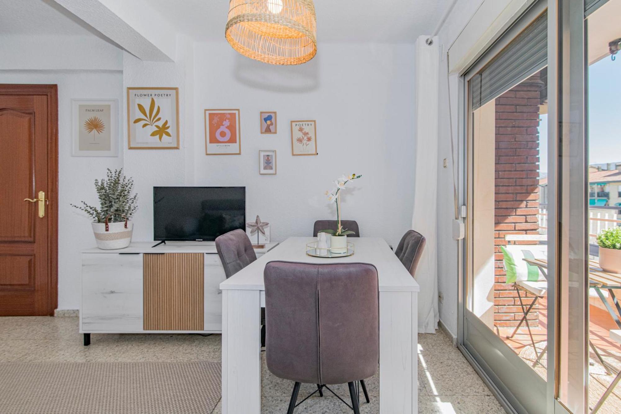 Apartamento Delfin Retreat Con Terraza Junto A Parada De Metro