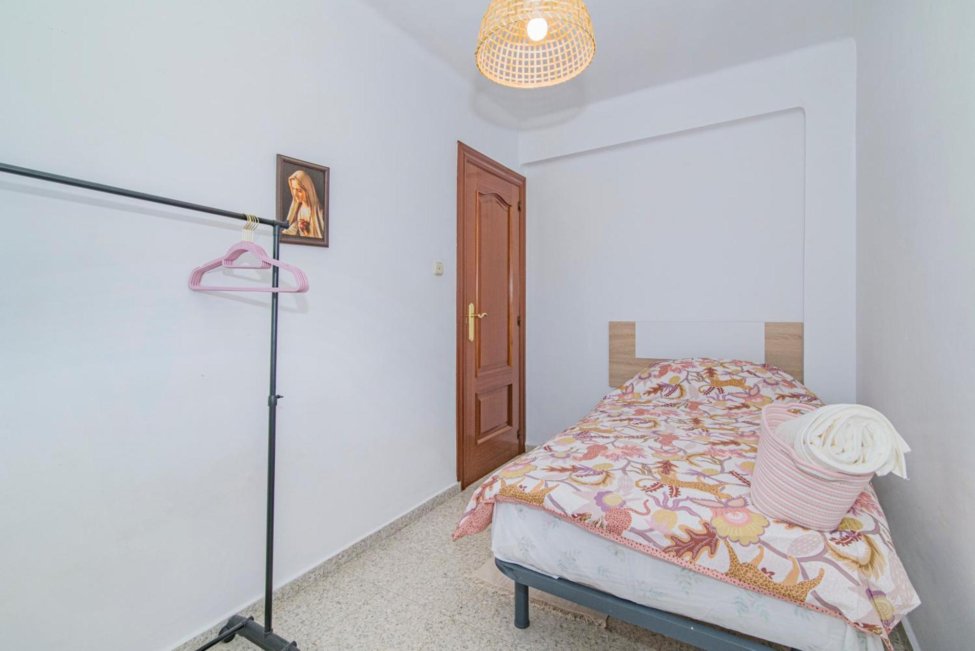 Delfin Retreat Con Terraza Junto A Parada De Metro * Grenade